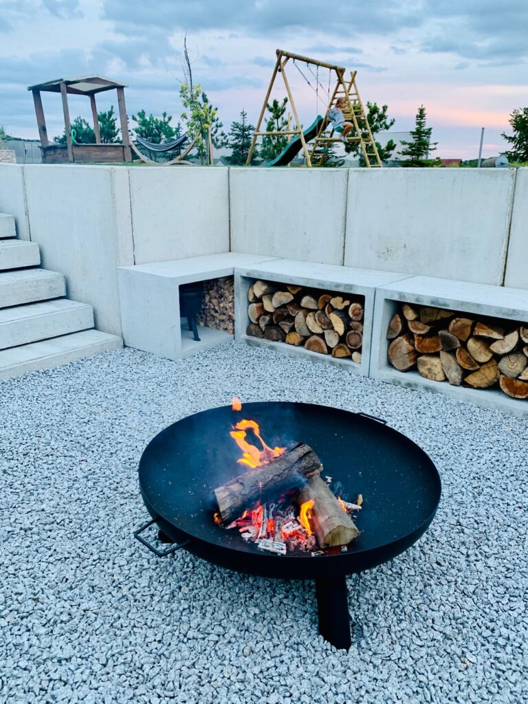 Betonowe prefabrykaty na drewno